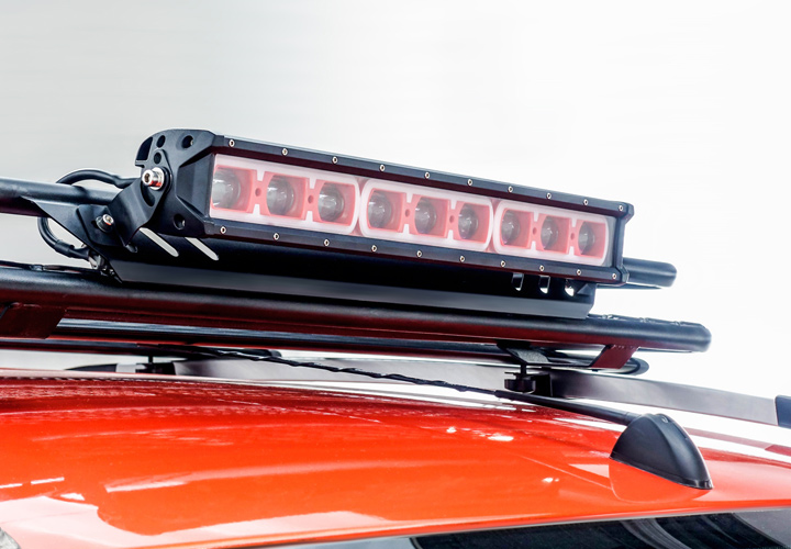 LED ไลท์บาร์ ติดตั้งกับ แร็คหลังคาเหล็ก — รถกระบะ รถปิคอัพ