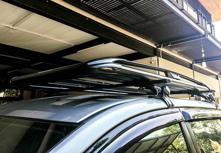 CB-550N Aluminium Roof Rack (Black) — Toyota Innova