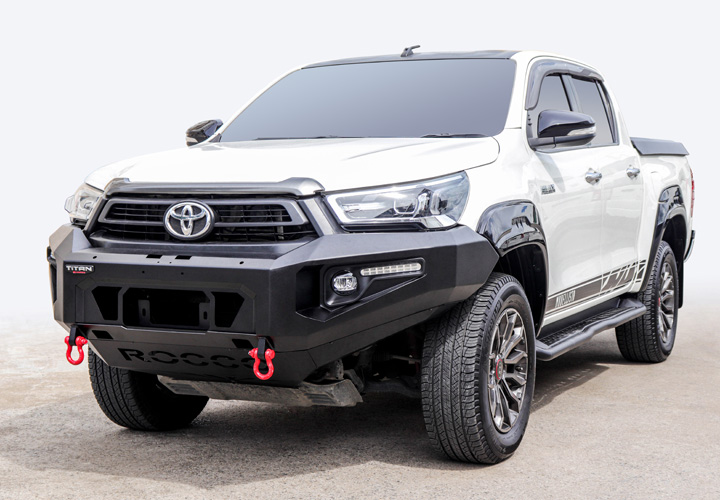 Toyota hilux deals bumper bar